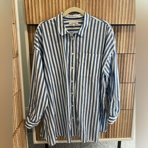 Signature Poplin Oversized Shirt